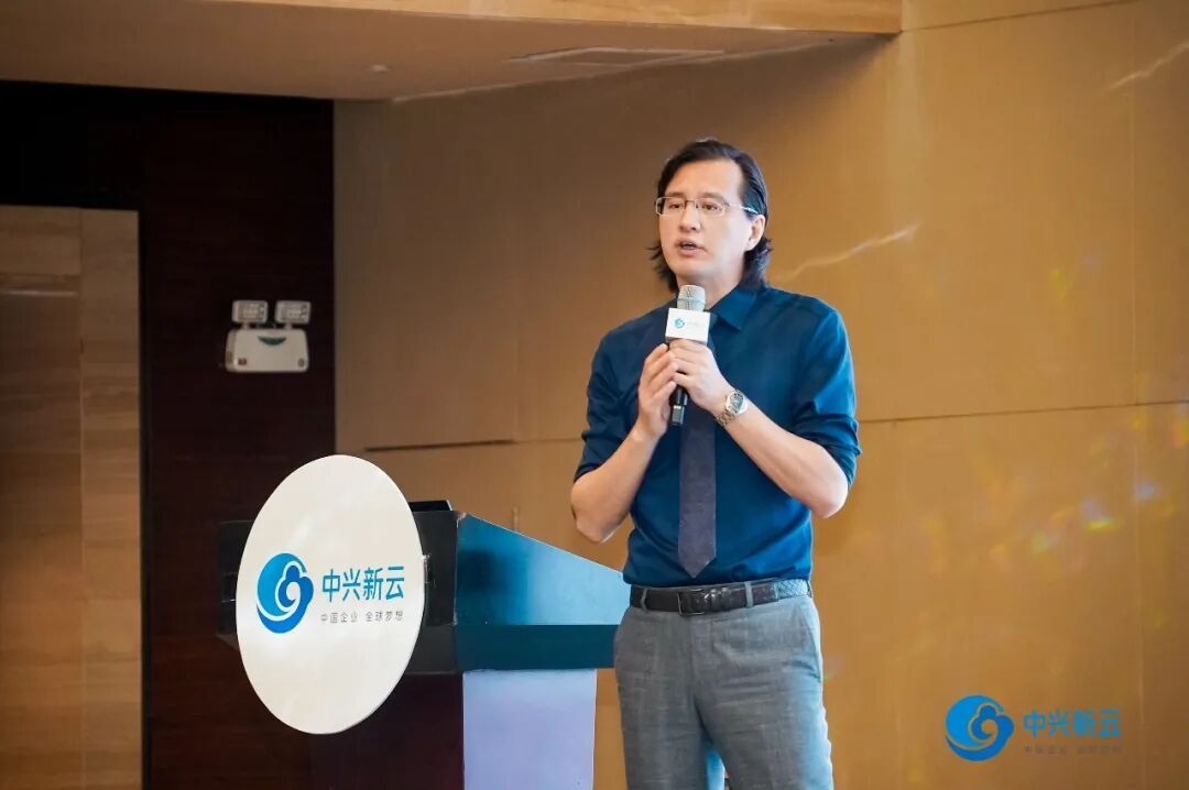 中兴新云执行总裁陈东升授课